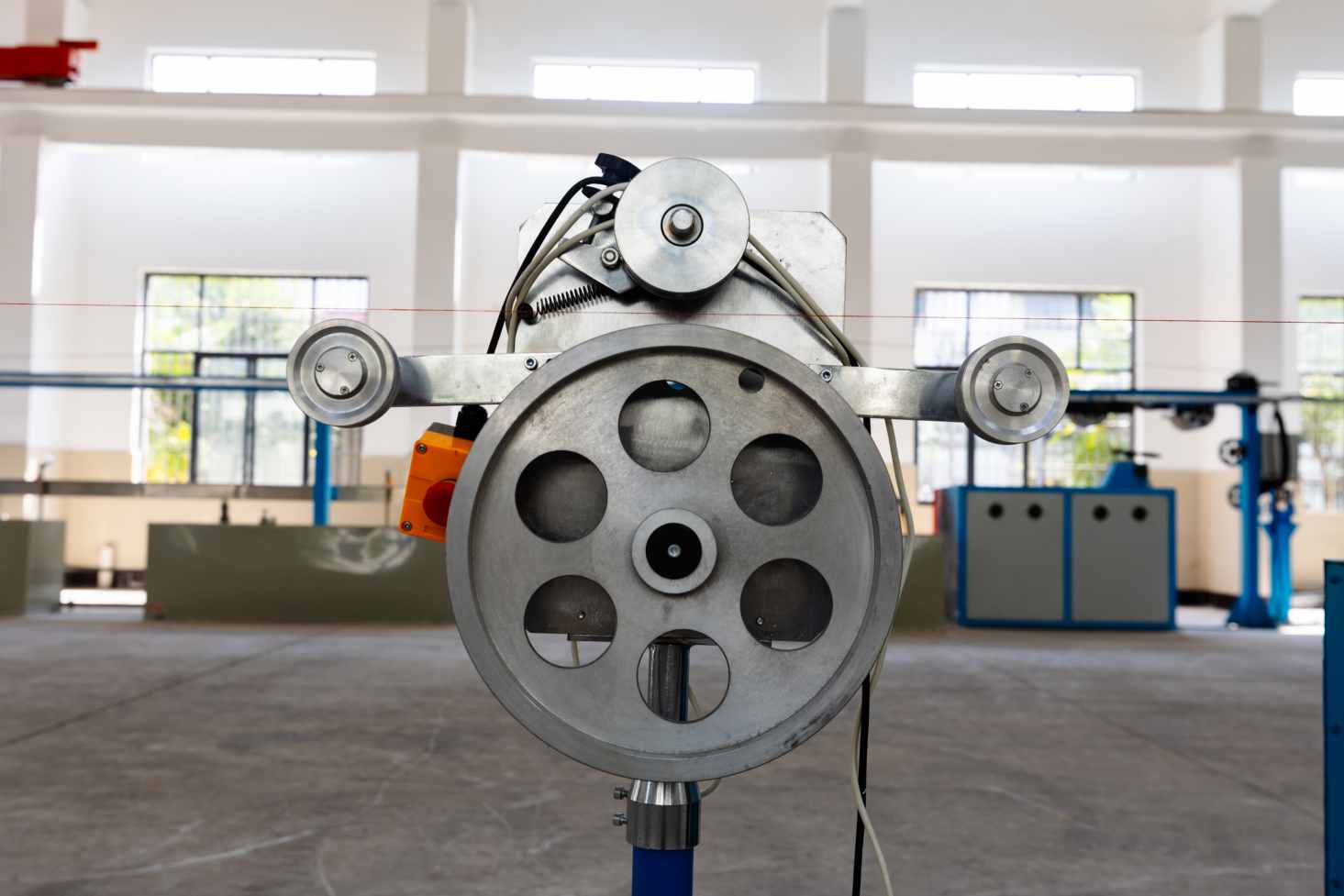 YJV与VLV电缆：性能差异、应用场景及选择要点解析